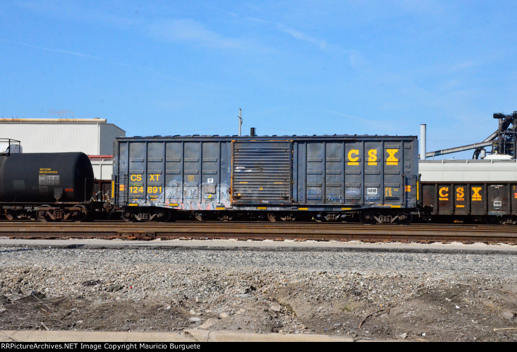 CSX Box Car